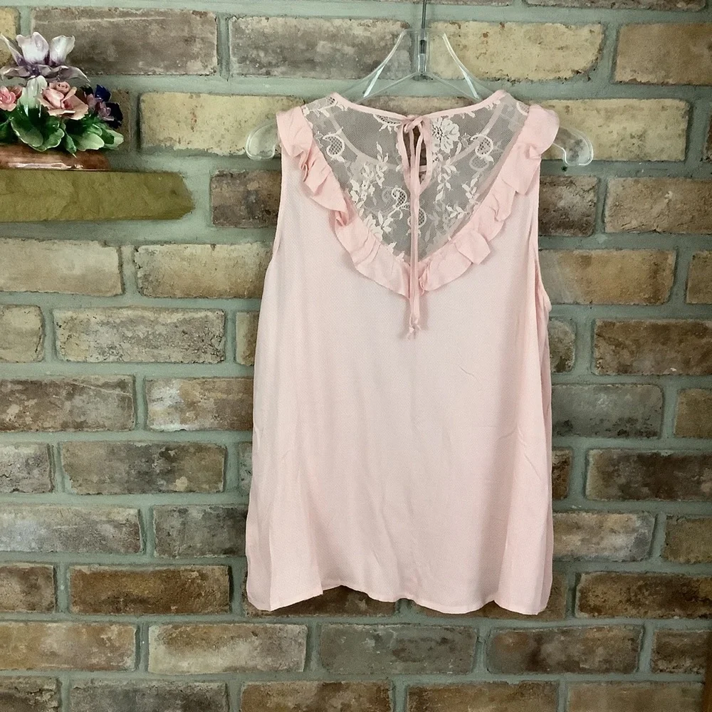 TORRID Lace Inset Textured Sleeveless Top 196